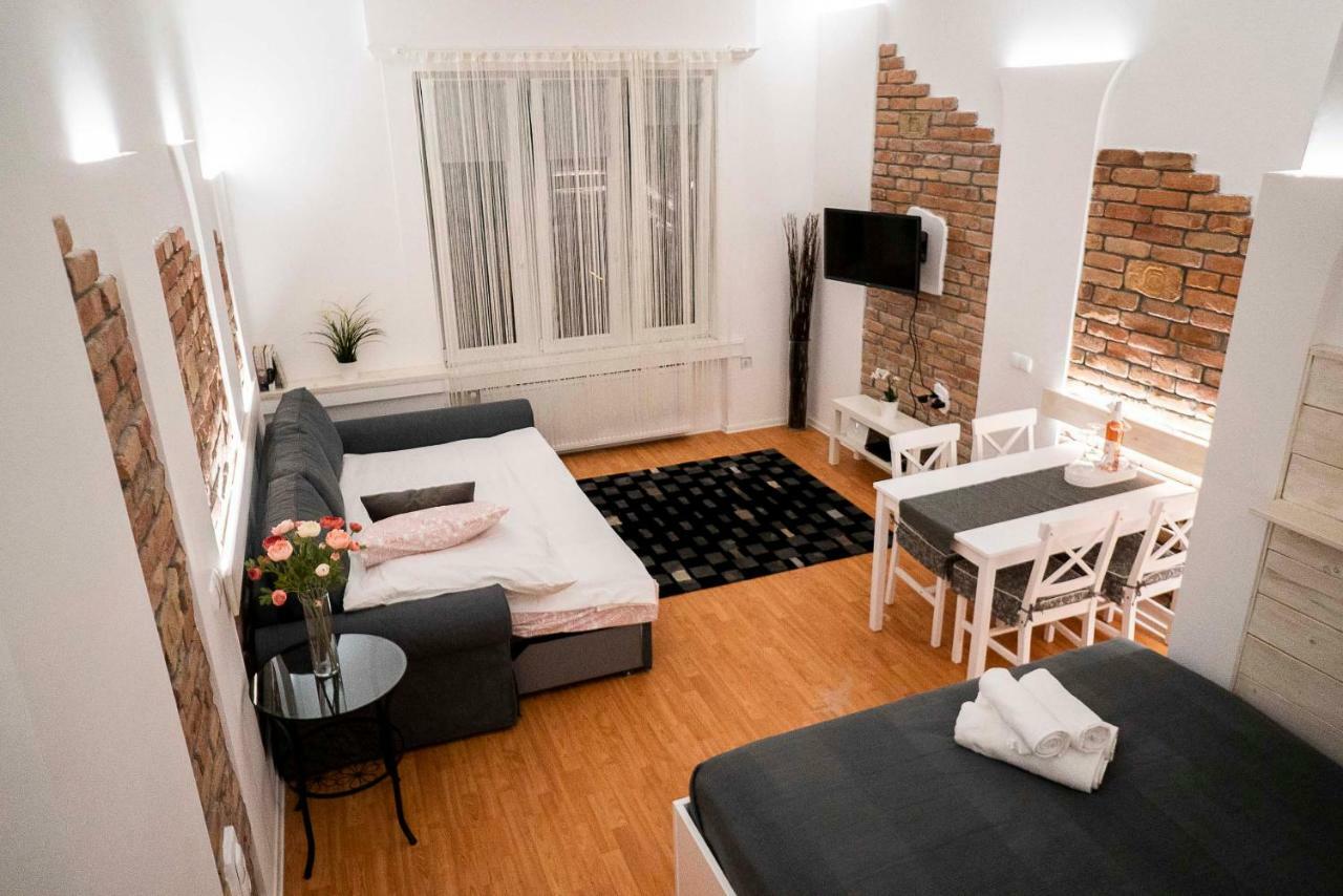 O&B Apartman Budapest Exterior photo